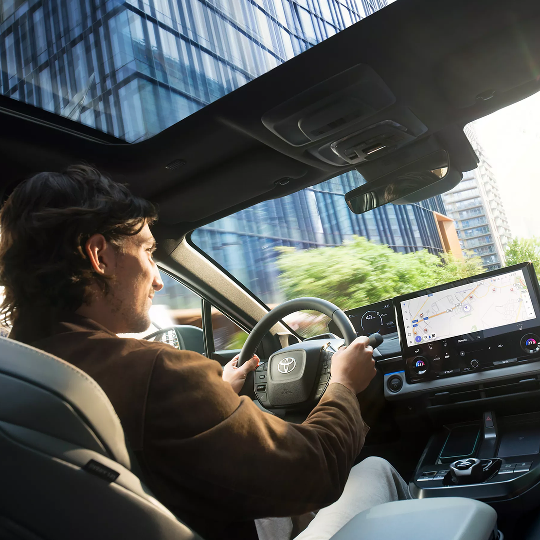 TOY_C-HR_plus_2025_TME_IMG_20_WEB_sl